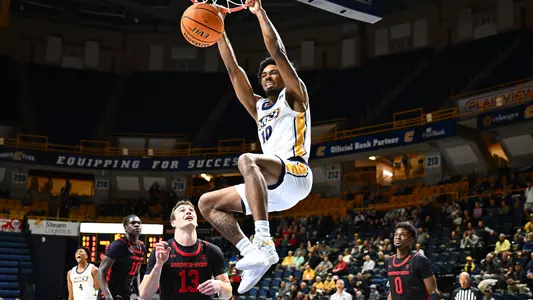 Tyler Millin with the big finish at the rim in the Gardner-Webb win