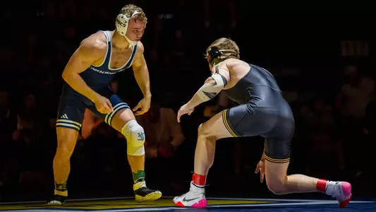 Rocky Jordan looks for an opening in his top 15 win over Nelson Brands from Iowa.