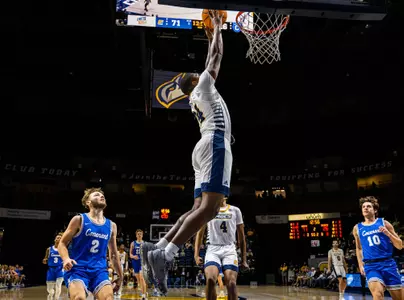 Randy Brady dunking versus Covenant