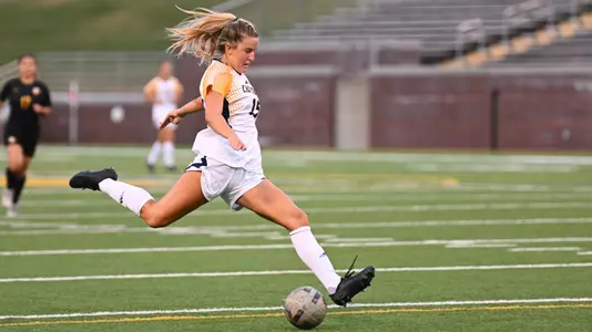 Caroline Richvalsky vs. USF
