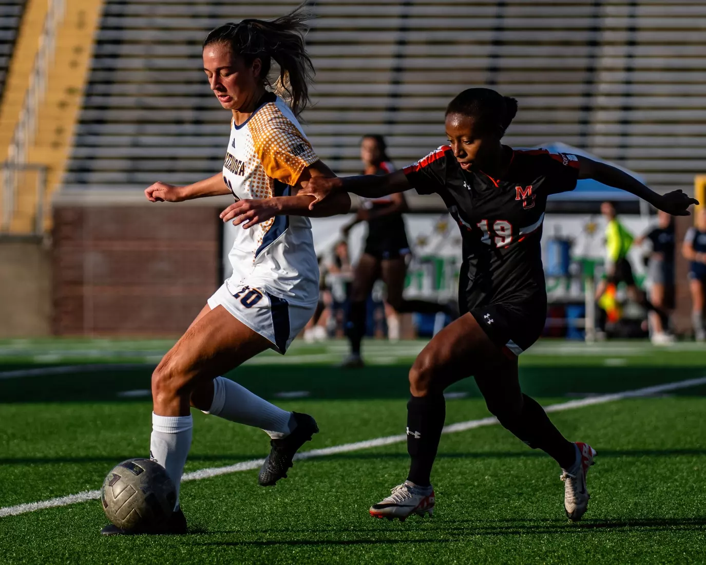 Mocs vs. Mercer