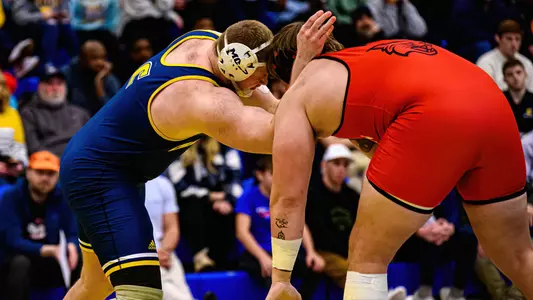 Kaleb Snodgrass locks up during the Mocs win over Davidson