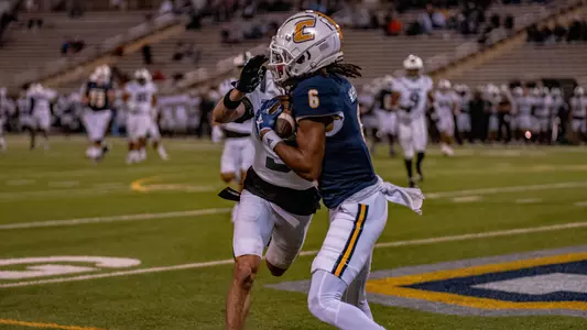 Javin Whatley catches 1 of his 3 TD receptions in the win over Portland State