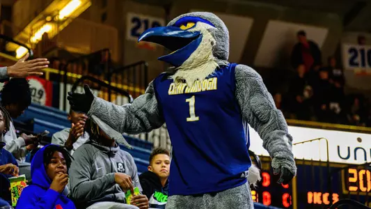 Scrappy 2023-24 Basketball