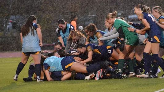 WSOC celebrates win over Mercer in SoCon QF