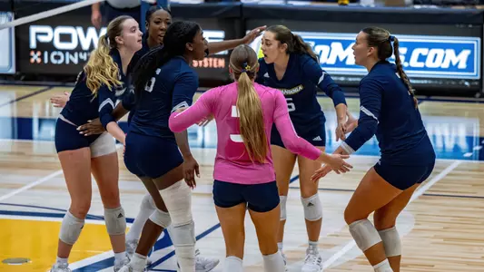 VB Team Huddle