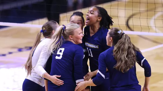 VB Team Huddle