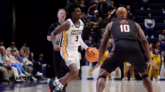 Honor Huff looks from opening off the dribble in the home win over Mercer