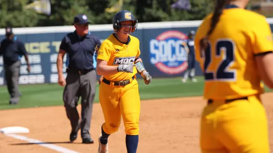 Kaili Phillips home run at UNCG