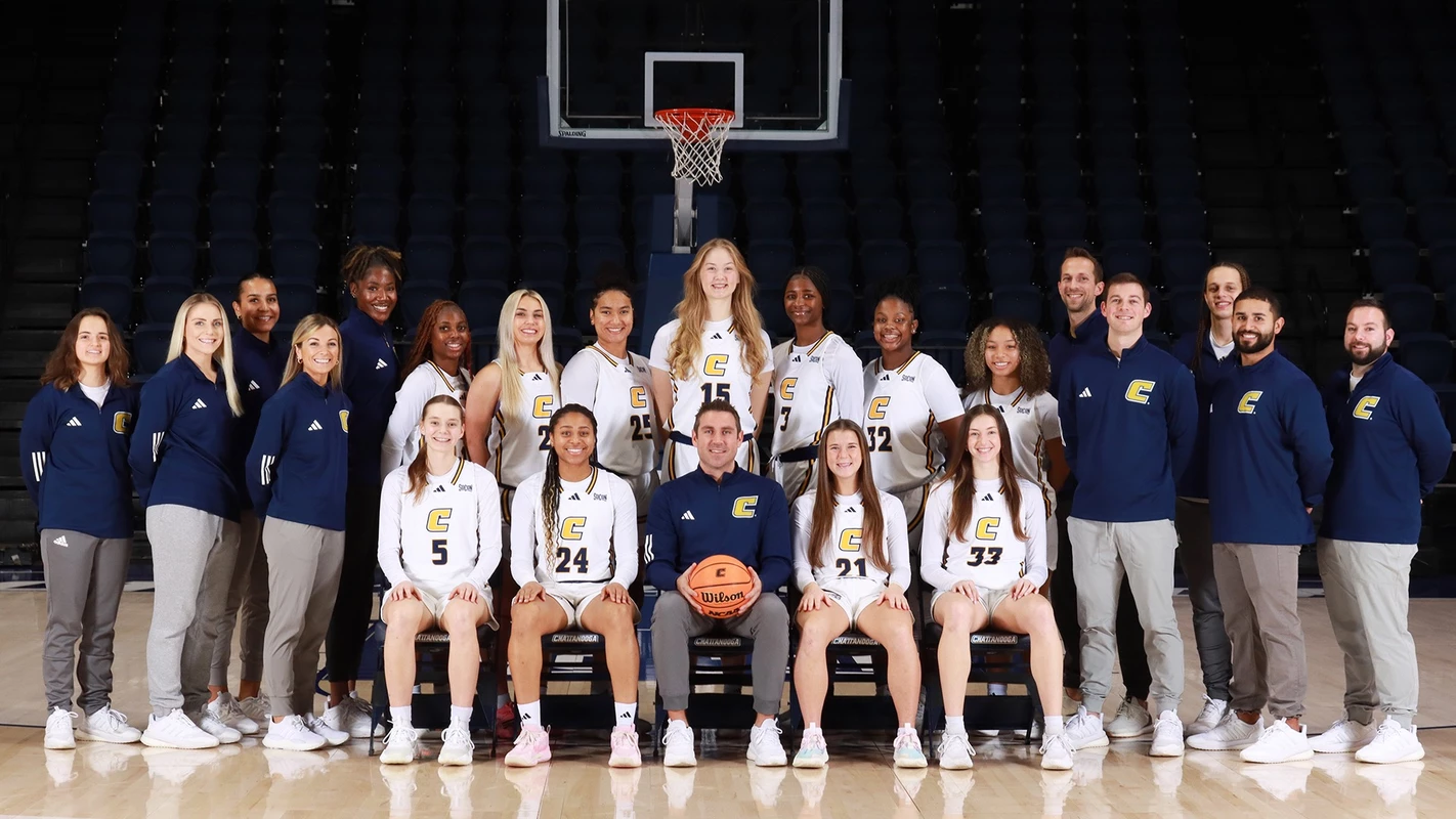 2023-24 WBB Team Photo