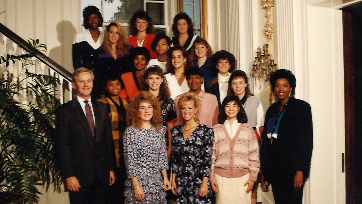 WBB 1991-92 Team Photo