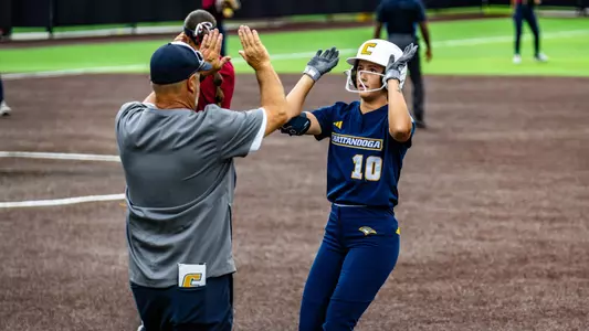 Softball vs. Lee