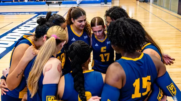 Team Huddle prior to the Wofford match