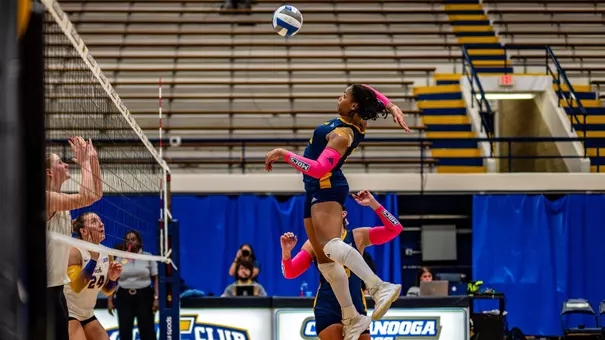Kynli Kirkendoll going for the kill against Tennessee Tech