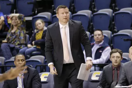 zach_carpenter_action