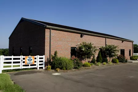 Rhodes Golf Center - Photo 2