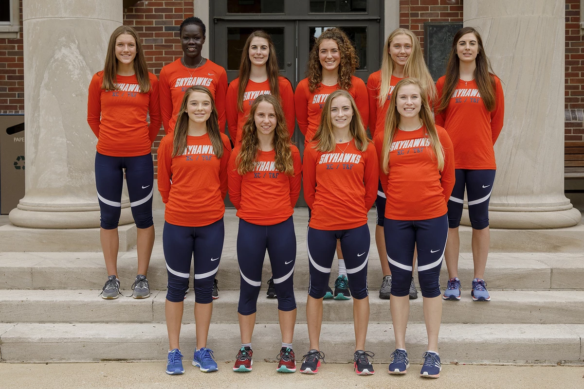 2018 Women's Cross Country Photo