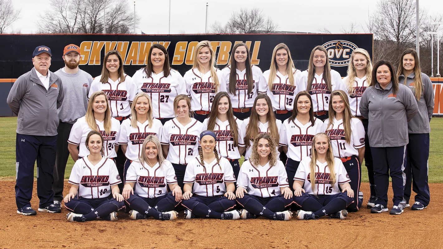 2019 Softball Team Photo