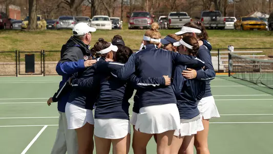 tennis_huddle3