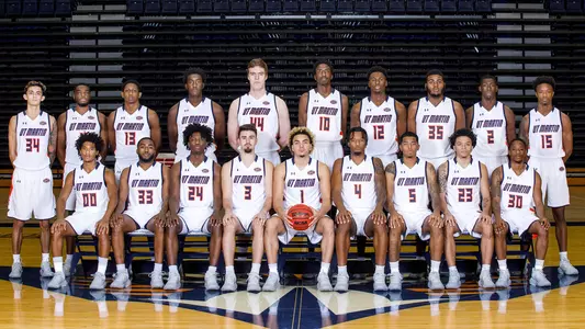 2020-21_mbb_team_photo_Sidearm