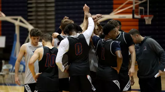practice_huddle_300