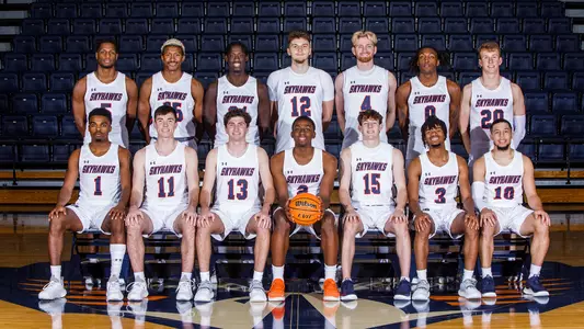 2021-22_mbb_team_photo_Sidearm