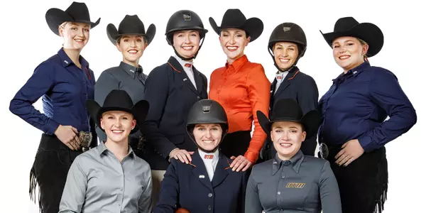 seniors_posed_cutout