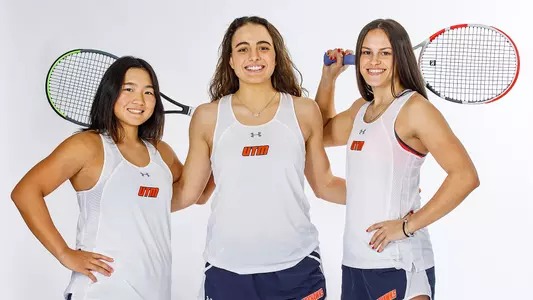 seniors_posed_Sidearm