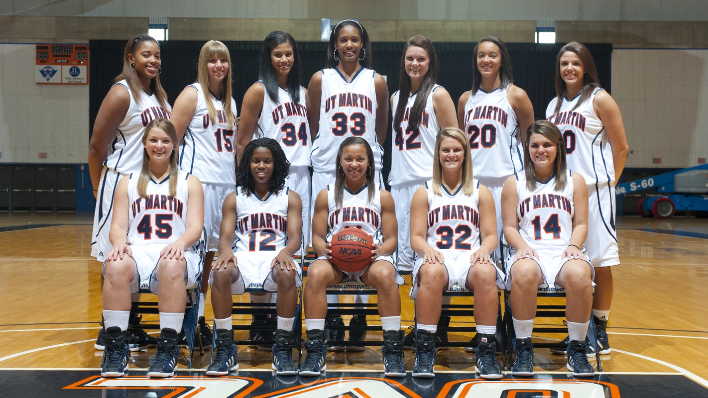 2011-12 WBB Team Photo