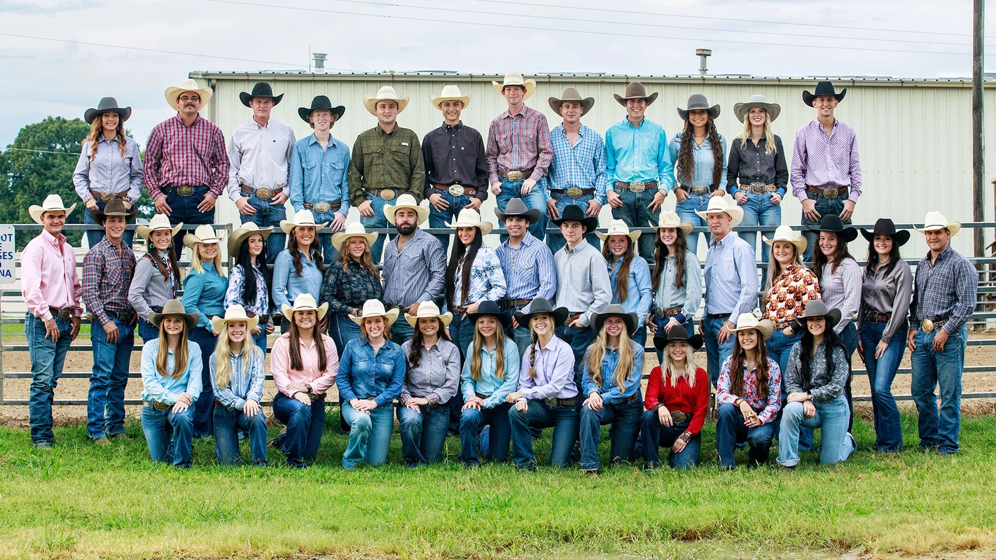 2022-23_rodeo_team_photo