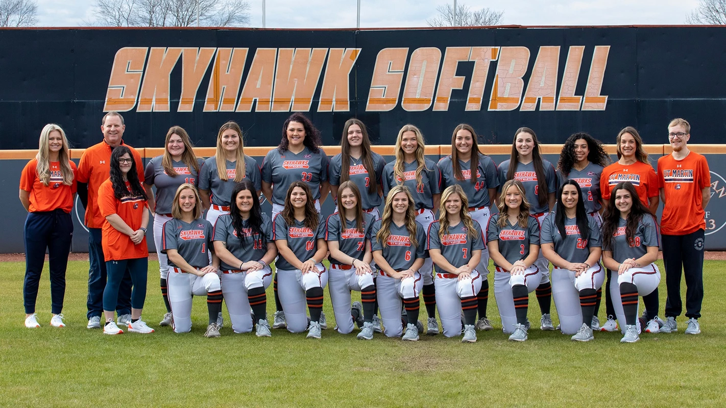 2023 Softball Team Photo V1