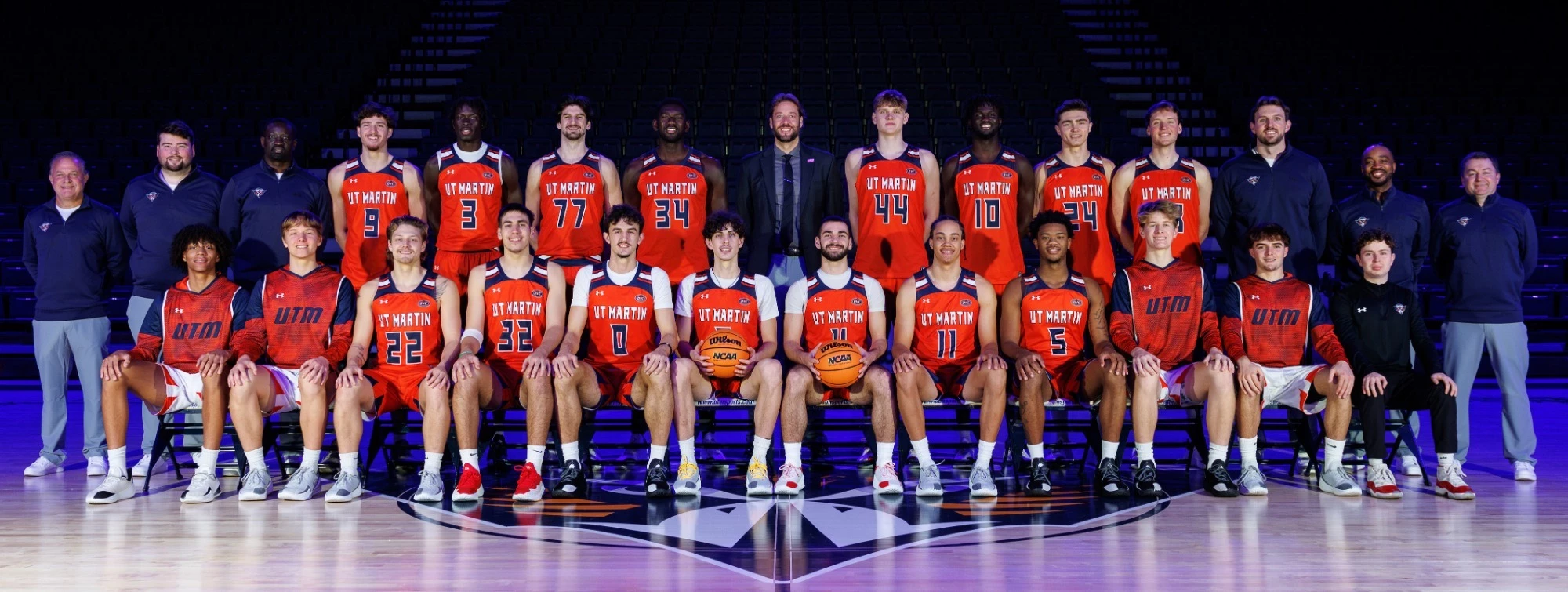 2025-26_mbb_team_photo_Sidearm_WIDE