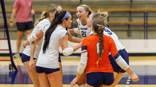 group_huddle_Sidearm