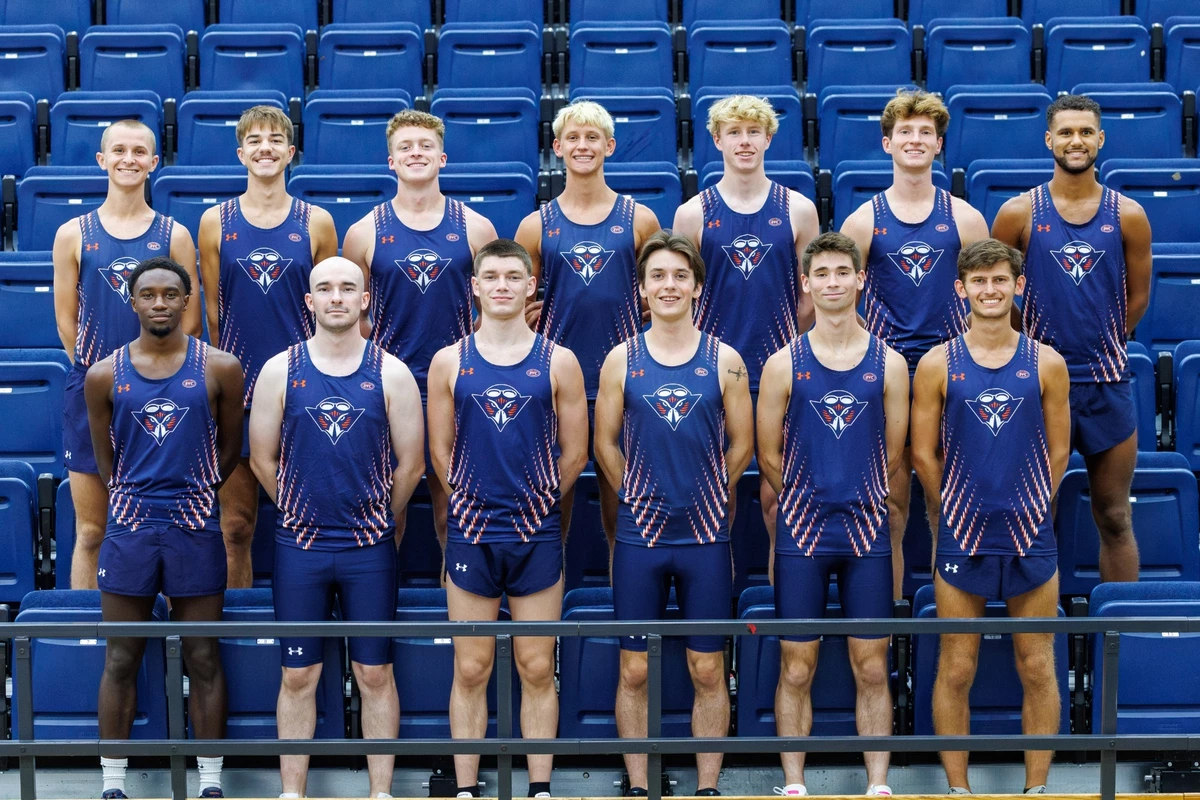 '25_XC_MensTeam_Picture