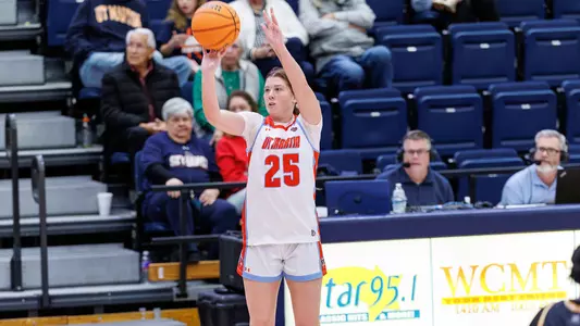 Norah Clark - Action 2025 - 4