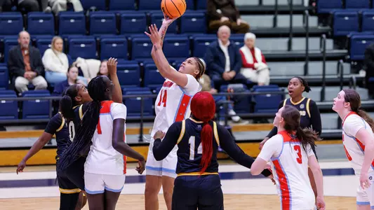 Cam Ward - Action 2025 - 2