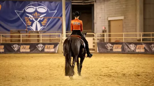 equestrian_generic_back_2025-26