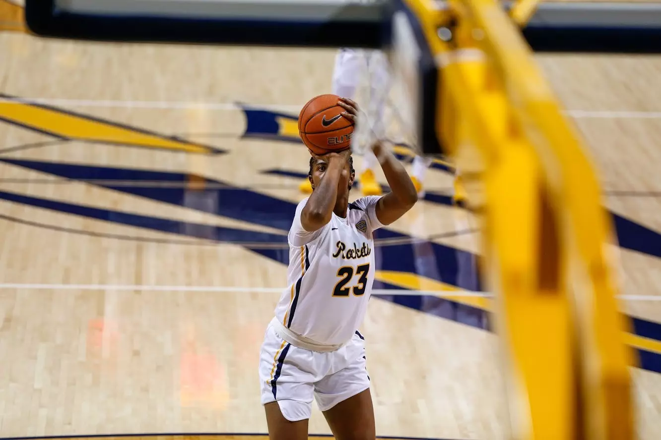 T. Beacham vs. Tiffin (1)