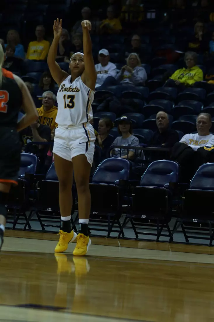 Women's basketball against Findlay