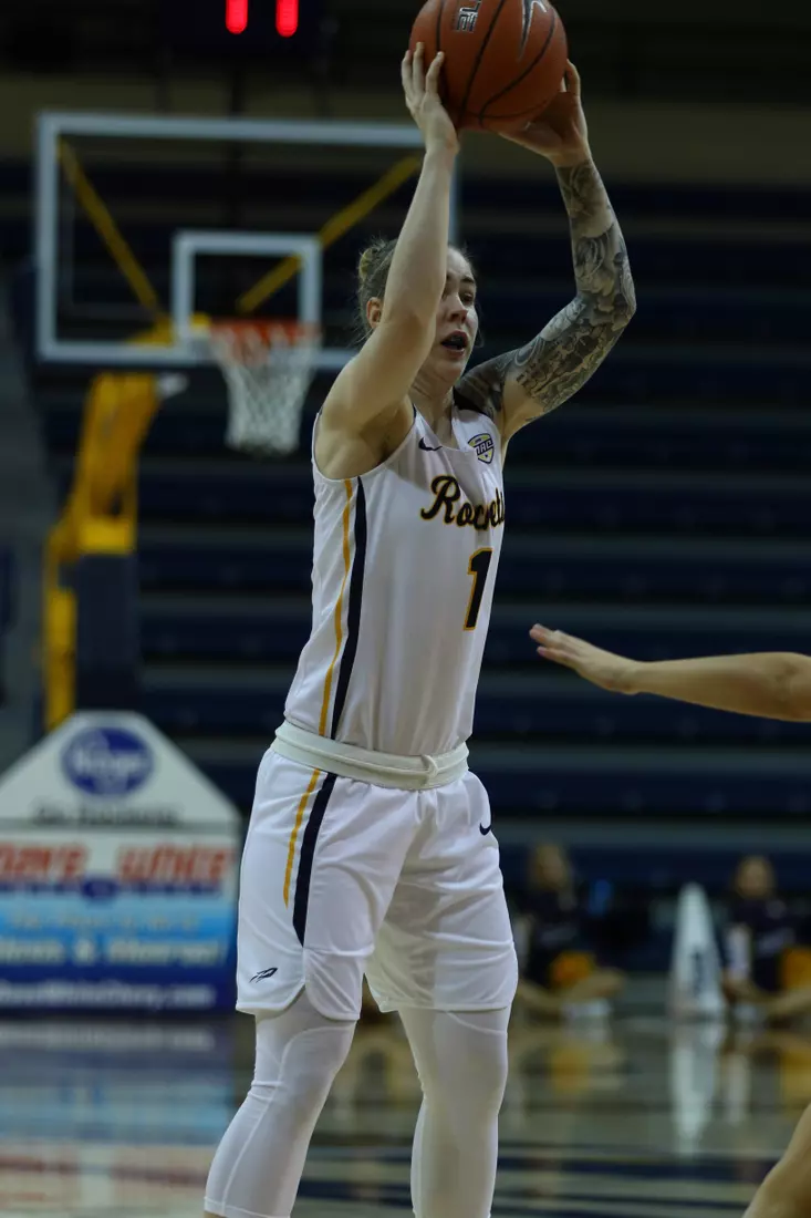 Women's basketball against Findlay