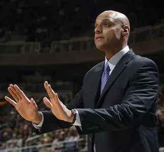 Toledo coach Gene Cross gives