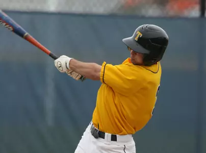 C. Dudics vs. EMU (2).jpg