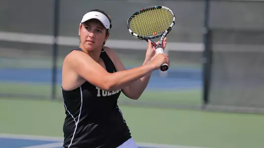 Mackenzie Bowman 2014 Posed Action