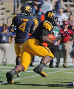 Kareem Hunt vs. UMass