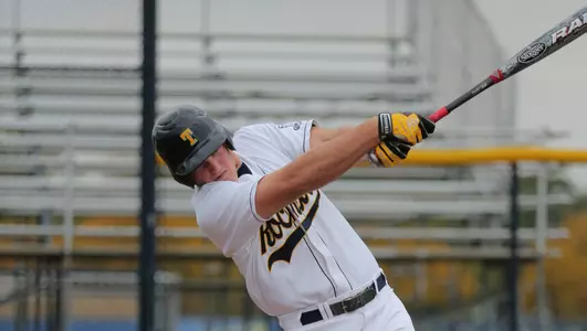 Mark Delas Action (1).JPG