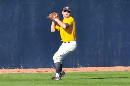 C. Finkler at Blue-Gold Series (1)