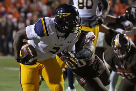 Kareem Hunt vs. BG 11-17-15a