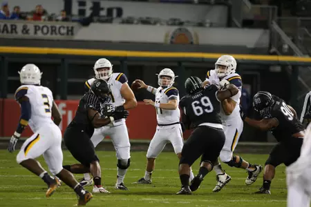 Logan Woodside vs. NIU