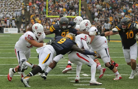 Olasunkanmi Adeniyi vs. Fresno St.