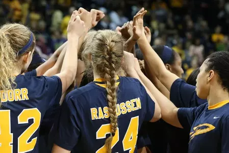 UT Women's Basketball Team Huddle